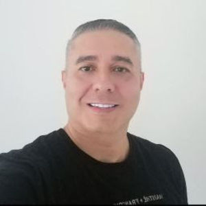 Meet your Posher, Julian